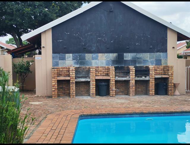 1 BEDROOM TOWNHOUSE FOR SALE IN NORKEM PARK